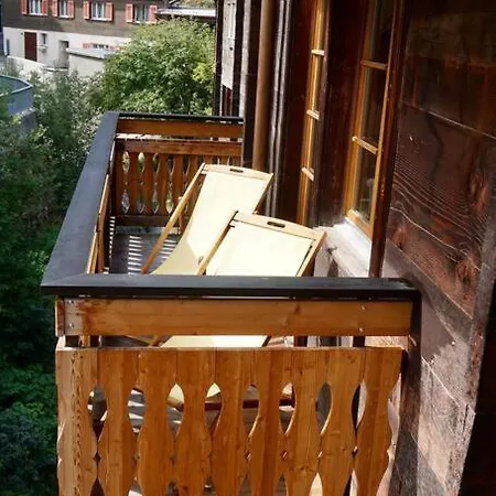 Local Flat