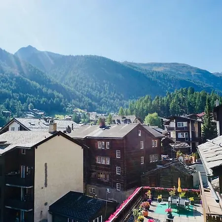 Local Flat * Zermatt