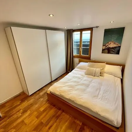 Local Flat Apartmán
